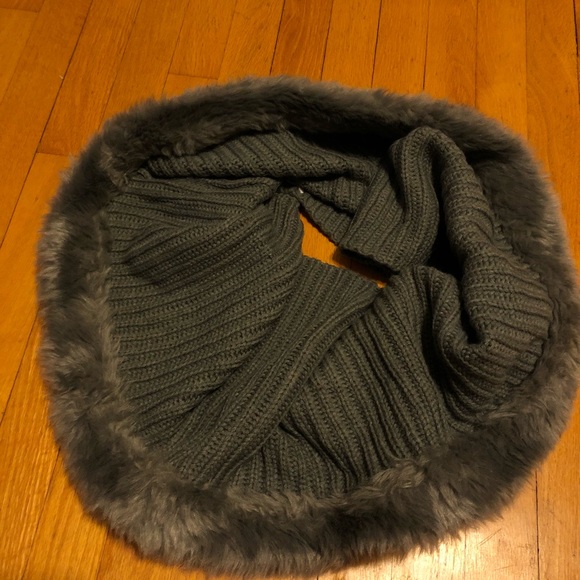 Infinity scarf 5/$25 - Picture 2 of 3